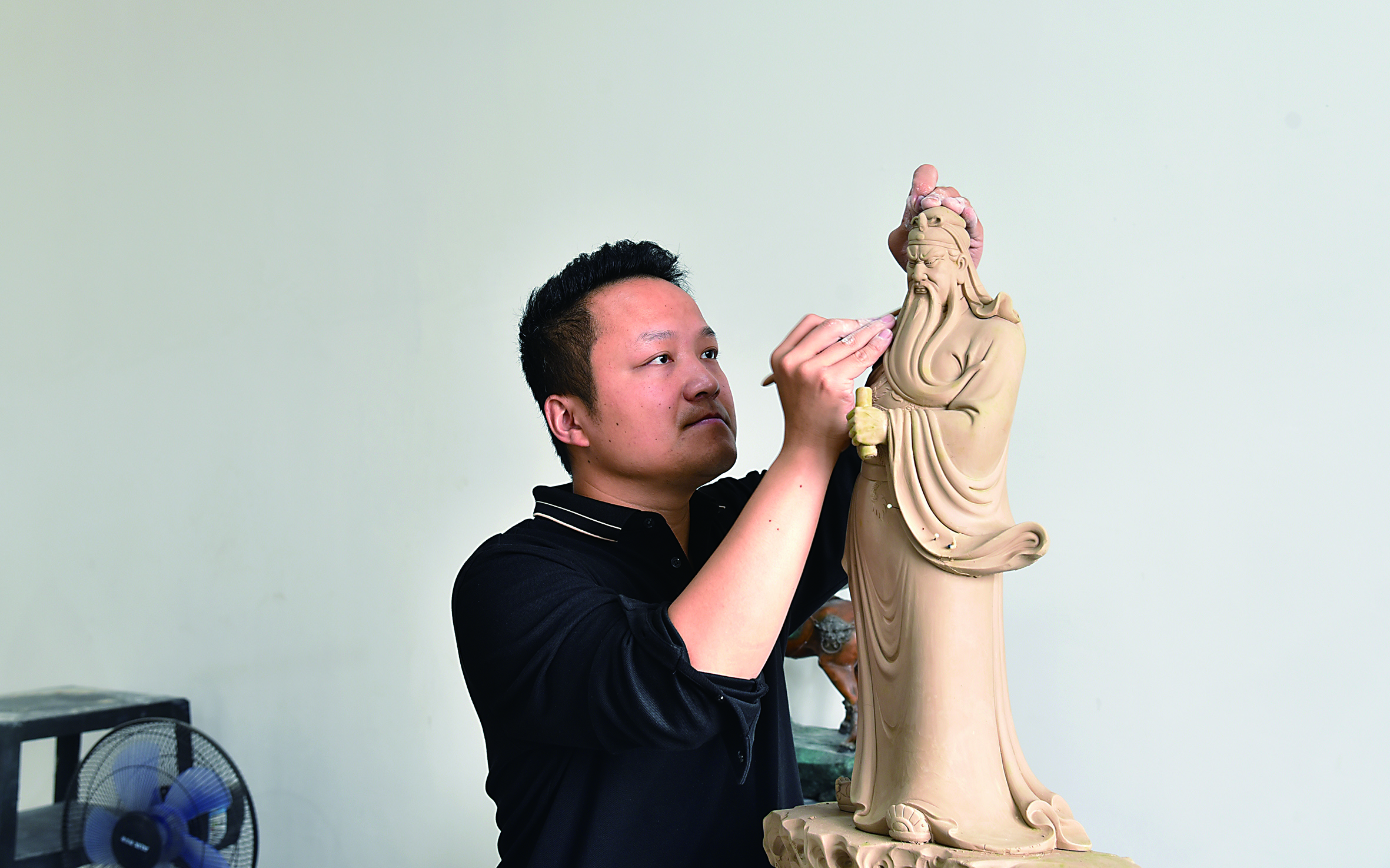1683506728486707.jpg 泉州市劳动模范郑建冰-郑智得摄.jpg
