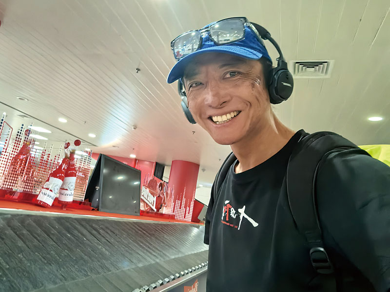 曾宪杰返程中.jpg